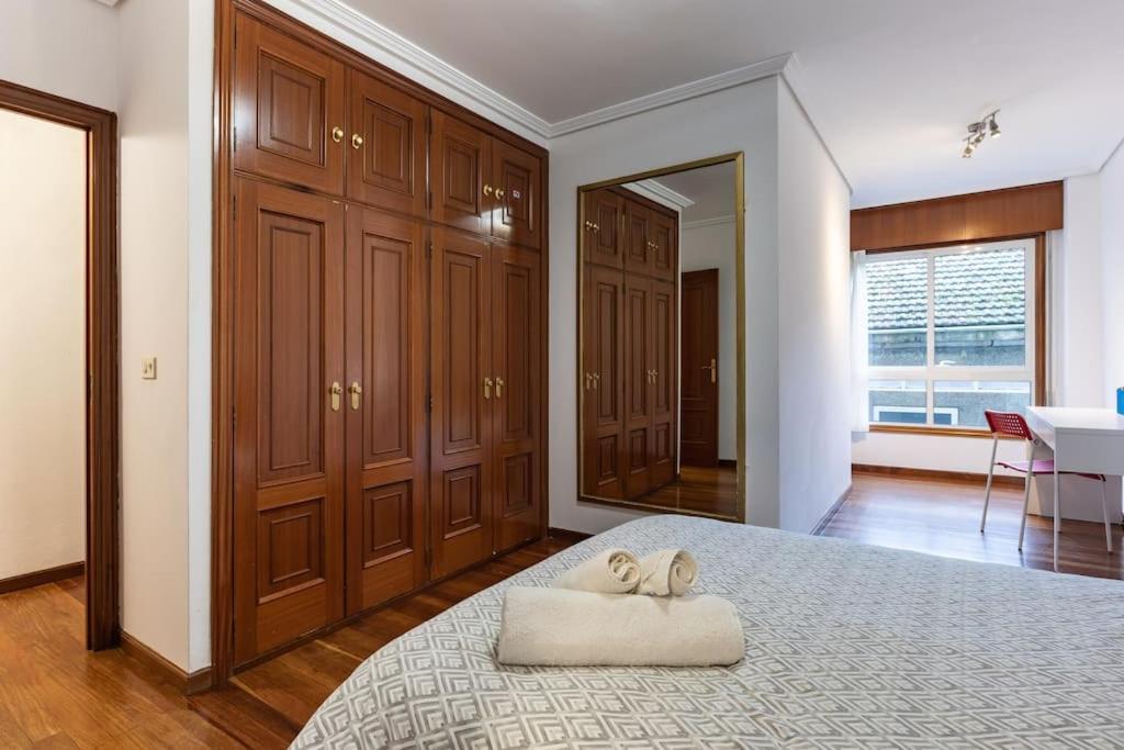 Bonito Piso Con Vistas, Centrico, Acogedor Apartment Vigo Luaran gambar