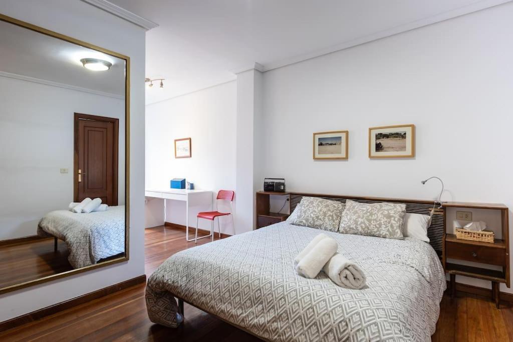 Bonito Piso Con Vistas, Centrico, Acogedor Apartment Vigo Luaran gambar