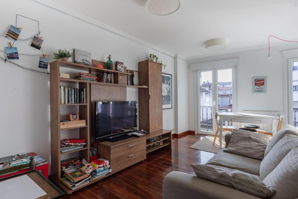 Bonito Piso Con Vistas, Centrico, Acogedor Apartment Vigo Luaran gambar