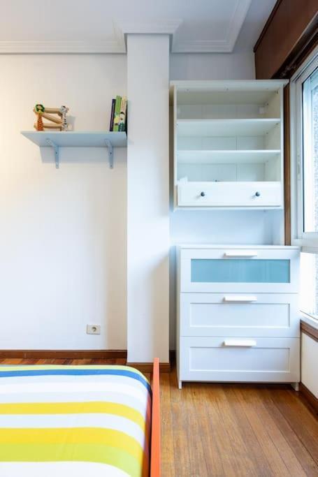 Bonito Piso Con Vistas, Centrico, Acogedor Apartment Vigo Luaran gambar