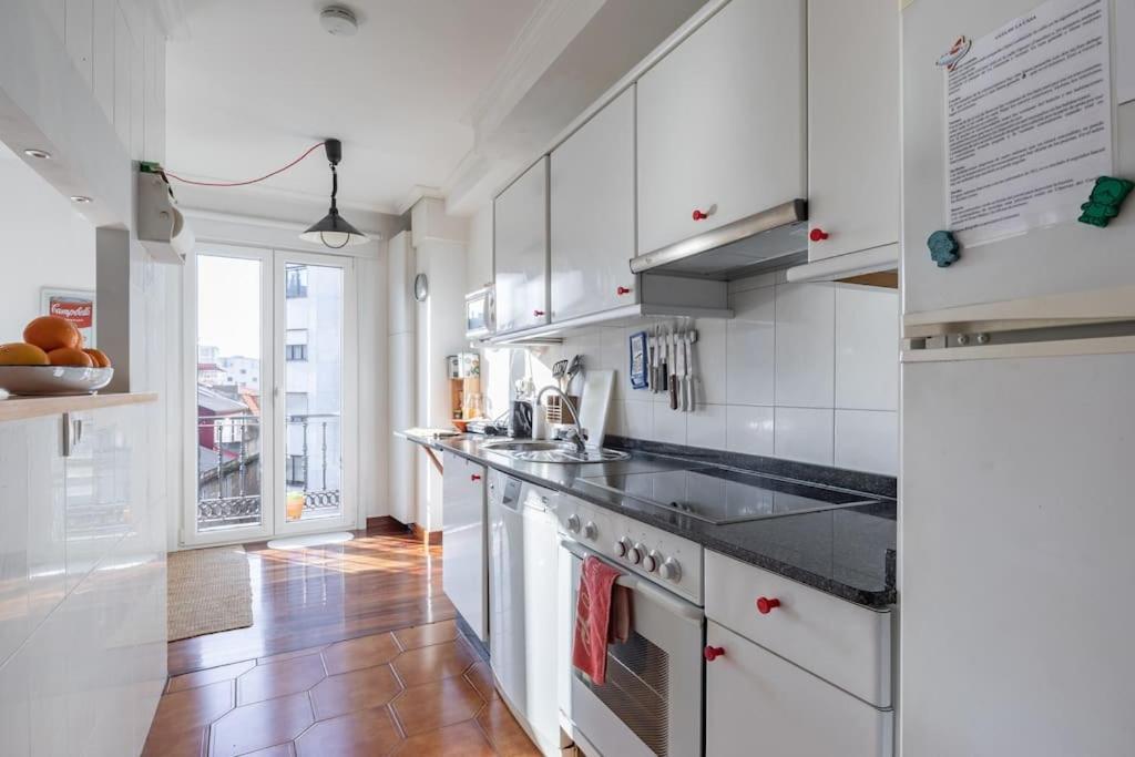 Bonito Piso Con Vistas, Centrico, Acogedor Apartment Vigo Luaran gambar