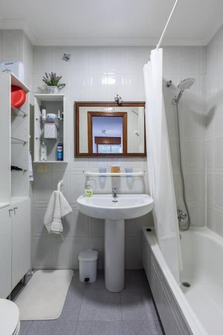Bonito Piso Con Vistas, Centrico, Acogedor Apartment Vigo Luaran gambar