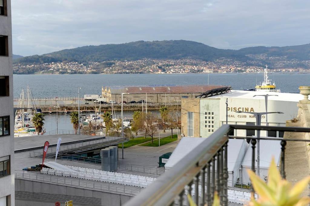 Bonito Piso Con Vistas, Centrico, Acogedor Apartment Vigo Luaran gambar